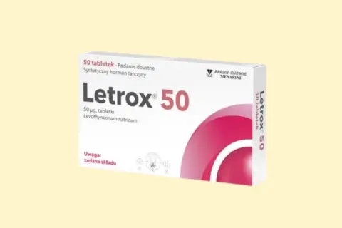 Opakowanie leku Letrox 50, zawierające 50 tabletek z lewotyroksyną sodową, stosowane jako syntetyczny hormon tarczycy.