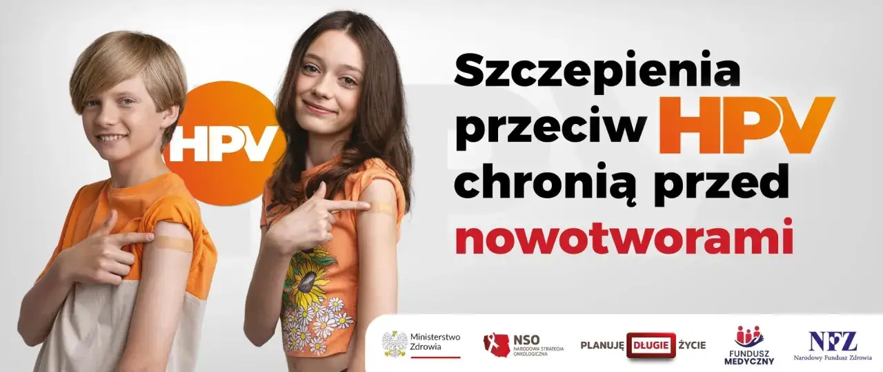 Dzieci z plastrami po szczepieniu przeciw HPV. Kampania informacyjna o ochronie przed nowotworami.